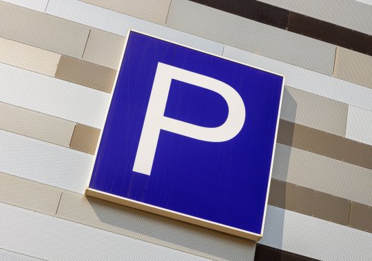 Nye parkeringsregler i Italien: smidige tidsfrister, dobbelt betaling og sanktioner for billetter der er udløbet.
