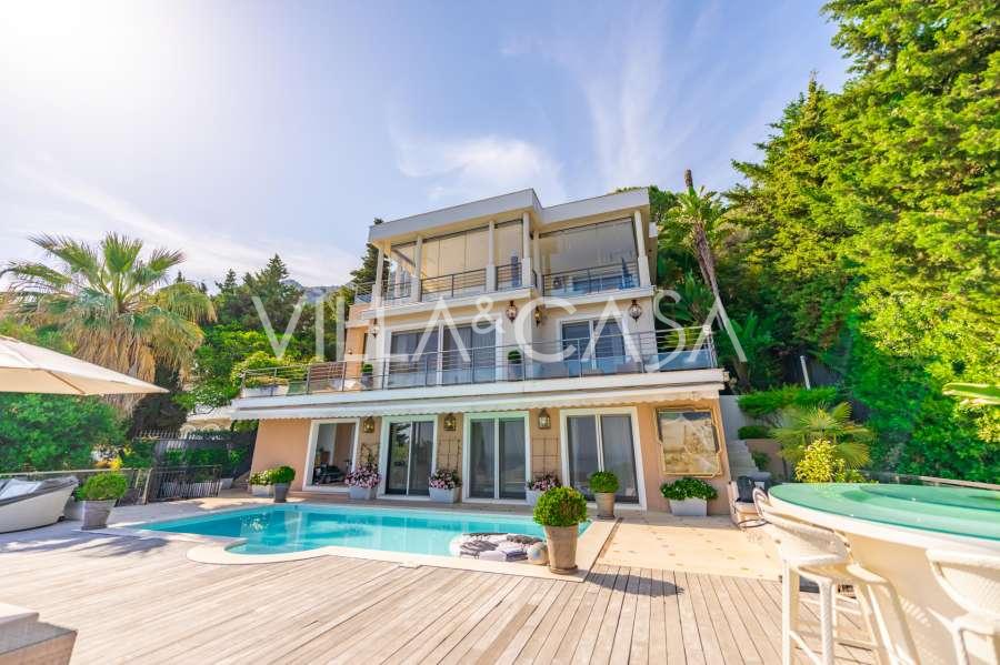 Villa ved havet i Roquebrune-Cap-Martin