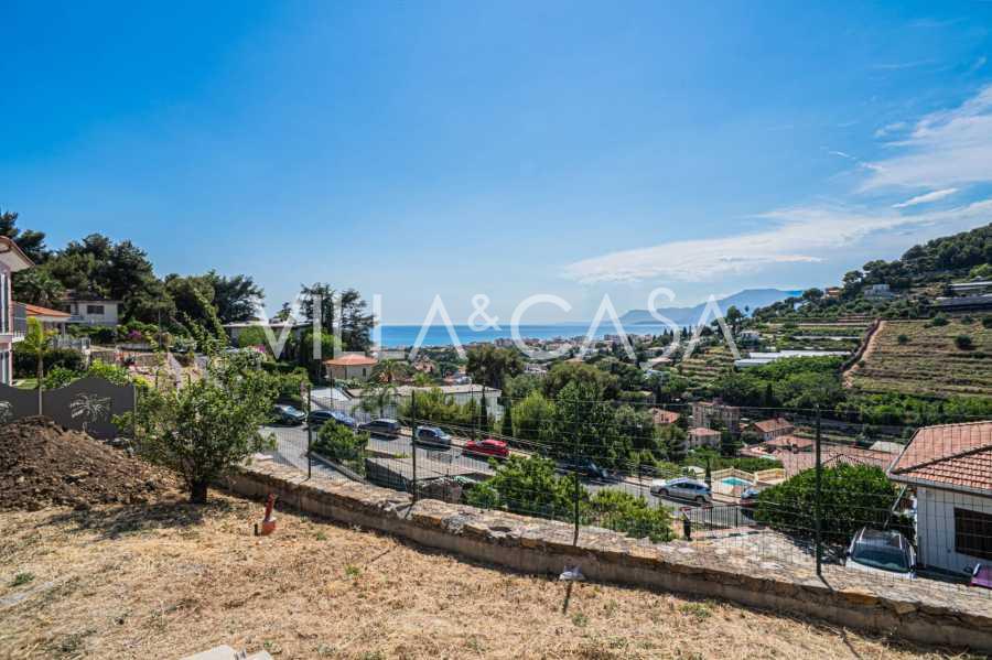 Moderne villa i Bordighera