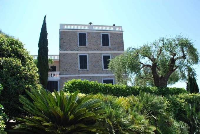 Luksusvilla med have i Ligurien, Bordighera