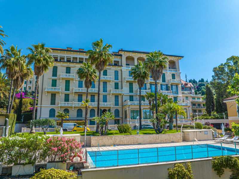 Penthouse i Bordighera med masser af plads