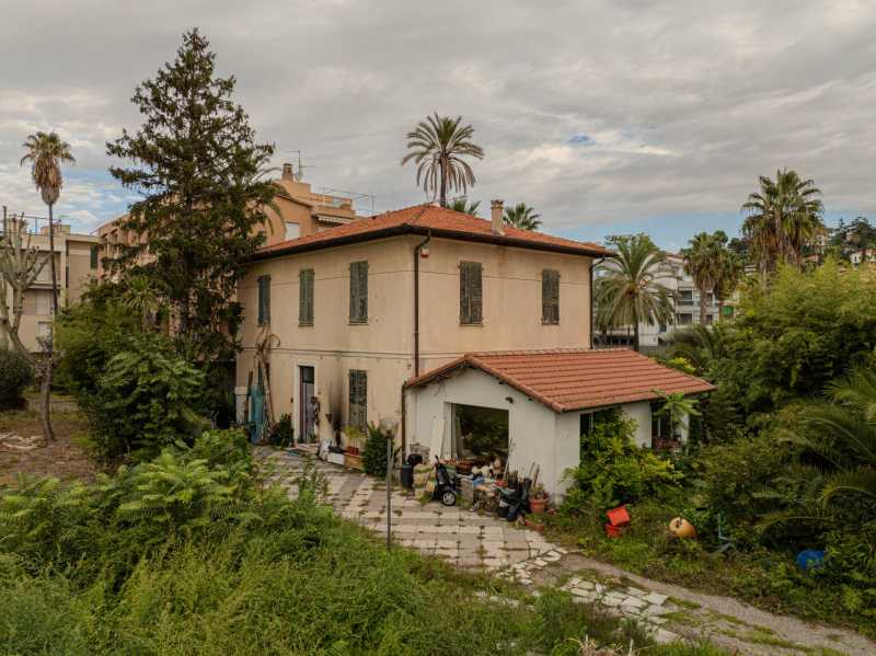 Villaen i centrum af Bordighera