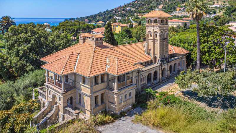 Erhvervsejendom i Vetimiglia