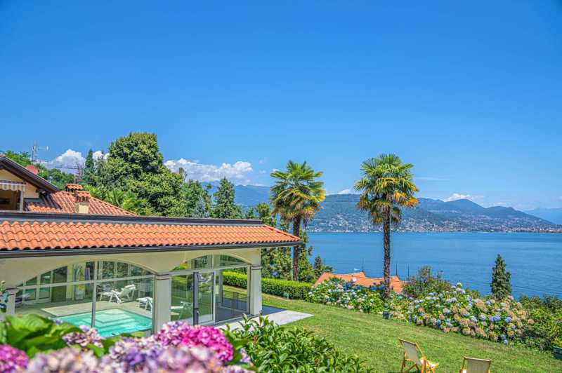 Luksusvilla ved Lago Maggiore til salg.