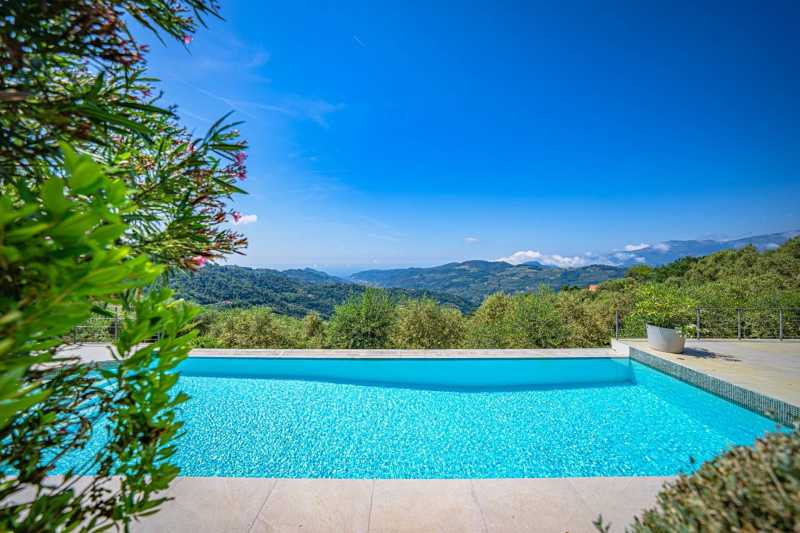 Til salg fantastisk villa i Dolceacqua