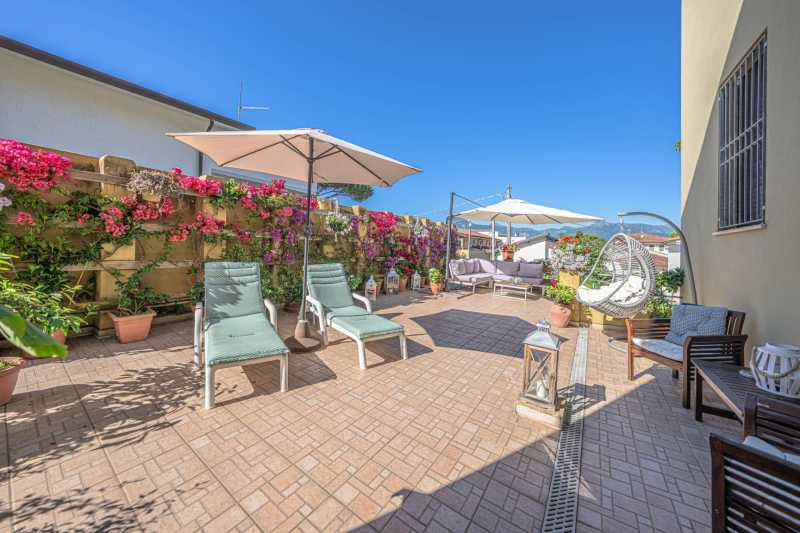 Til salg stilfuldt hotel i Lido di Camaiore