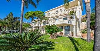 Villa ved havet i Sanremo