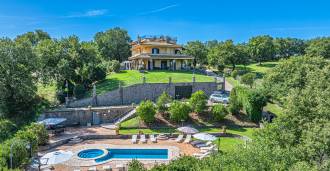 Villa til salg i Montefiascone