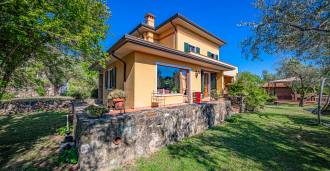 Villa i Carrara til salg