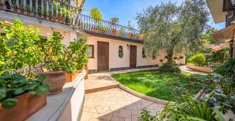 Prestigefyldt villa i Montecatini Terme til salg