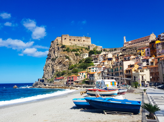Gå gennem Scylla i Calabrien Italien? 2021